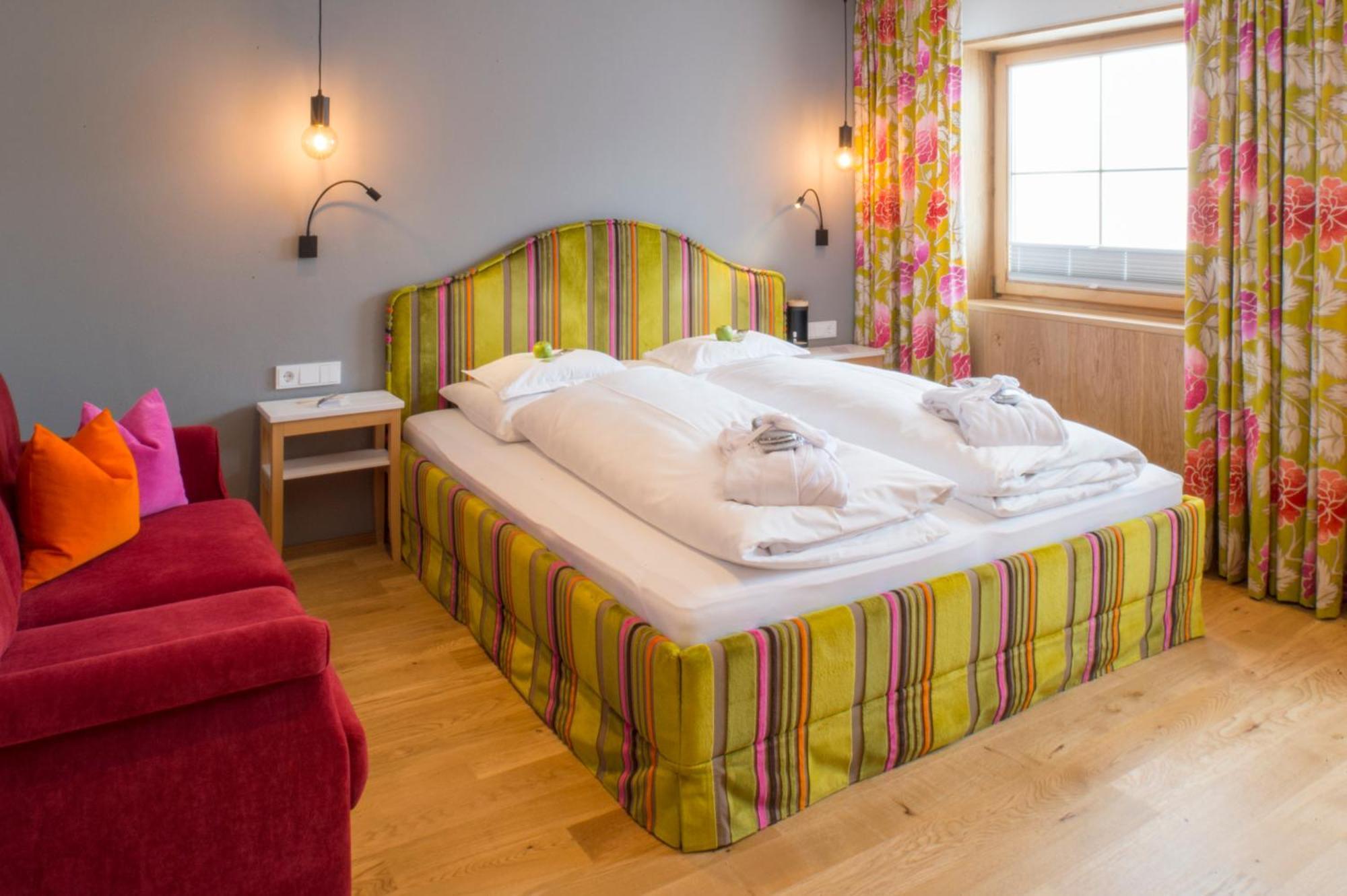 Hotel Staefeli Lech am Arlberg Room photo